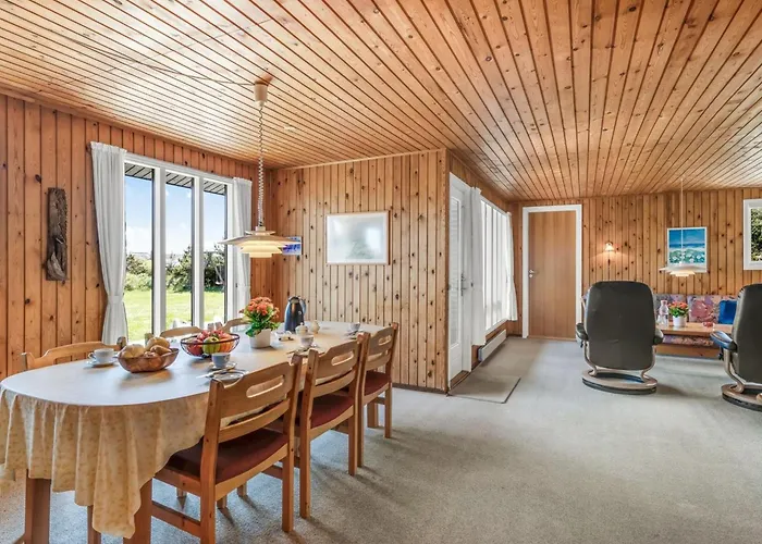 Сasa de vacaciones Steni - 250m From The Sea By Interhome *