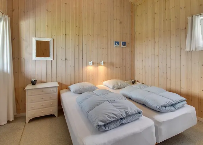 Steni - 250m From The Sea By Interhome *